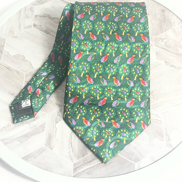 Yuletied Other - Yuletied Green Christmas Tie Partridge in a Pear Tree Pattern 3.75” Wide